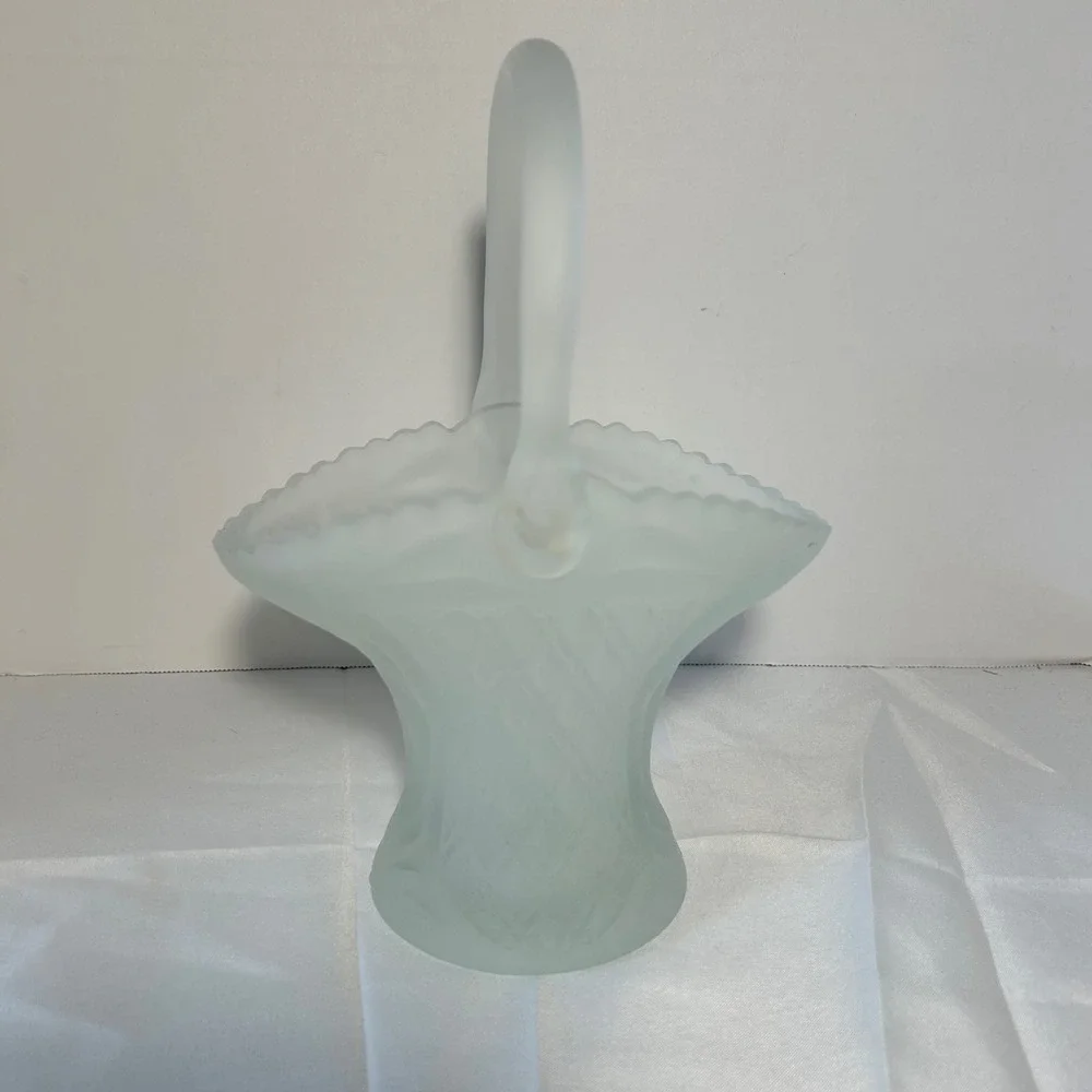Vintage Frosted Glass Flower Basket Trinket Dish Candy Bowl Handle Etched Design